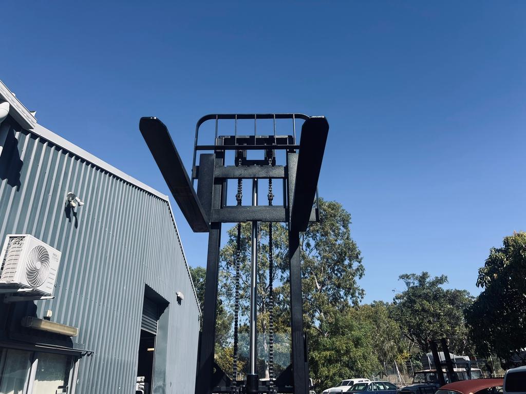 Lithium Stacker